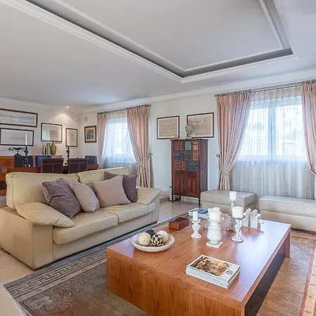 Alegre Fernão Ferro