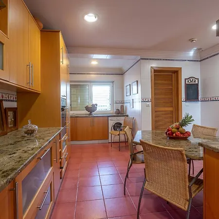 Alegre Fernão Ferro